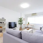 Arena Apartment By Ghr Rentals