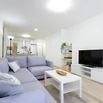 Arena Apartment By Ghr Rentals