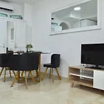 Apartamento Adriana. Centrico, A 50M De La Playa.
