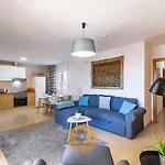 Nice 2 Bedroom Apartment For Family In Los Pacos