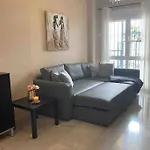 Apartment In 1St Line Beach