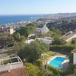 Bonito Y Acogedor Apartamento En Urbanizacion Residencial