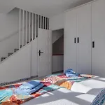 Lovely Townhouse Next To The Beach