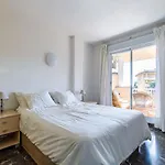 69-Penthouse Apartment With Views In Torreblanca, Fuengirola