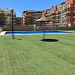Apartamento En Fuengirola Con Piscina Y Parking