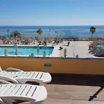 Penthouse Sea Views + Private Solarium