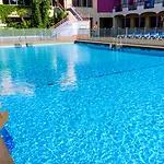 Hotel Monarque Cendrillón