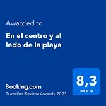 En El Centro Y Al Lado De La Playa
