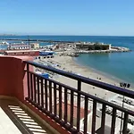 Mode\'S Beachfront