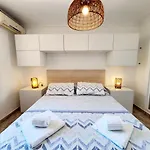 Marina View Apartment