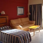 Primera Linea Playa Y Vista Mar Pyr Fuengirola 10 Floor