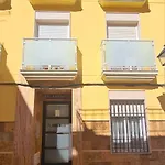 APARTAMENTO A 2 MINUTOS PLAYA Y CENTRO con PARKING