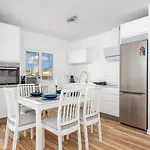 Front Line Beach Apartment In Fuengirola Ref 14