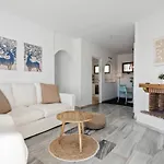 Puebla Lucia Flat With Pool In Fuengirola Ref 117