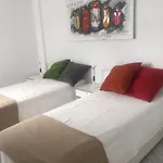 Near Beach 2-Bed Apartment In Centrum Fuengirola