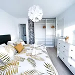 Apartamento A 900 M De La Playa Y Con Vistas Al Mar En Fuengirola