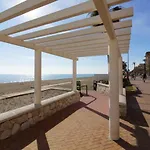Yate 4, Primera Linea De Playa.