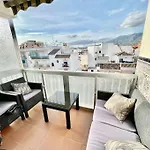 Cozy Three-Bedroom Apartment 12 Minutes From Beach