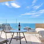 Stunning 2 Bedroom Apartment.