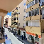 City Center And Beach Renovated Apartment