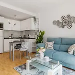 Blue Pearl Apartment Old Town Fuengirola Ref 24