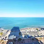 Europa Beach House Vistas Panoramicas Al Mar