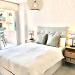 New Studio, Terrace, Parking, And Pool By 10Tosea