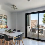 4 Bed Townhouse With Stunning View
