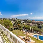 Villa Con Piscina En Fuengirola