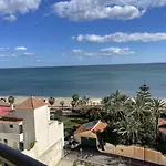 Estrellita Two Bedroom, Top Floor With Seaview
