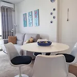 One Bedroom 7Th Floor Apartment With Amazing Views