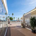 797 Holiday Rentals- Renovado Piso En El Paseo Maritimo Fuengirola