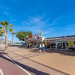 797 Holiday Rentals- Renovado Piso En El Paseo Maritimo Fuengirola