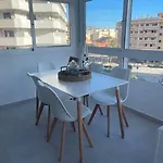 Soleado Y Luminoso Apartamento