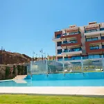 Stunning Modern Apartment In Middel Views Higueron