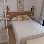 Amazing & Renovated 2-Bedroom Flat In Fuengirola