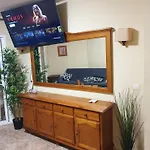Cozy Apartment Near The Beach - Perfect For Families And Friends