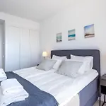 Penthouse Middle Views