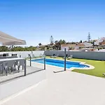 Amazing Villa In El Faro