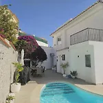 New Luxury Villa Tuulia With Private Pool And Parking