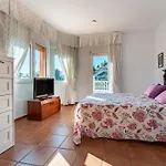 Casa En Entorno De Tranquilidad
