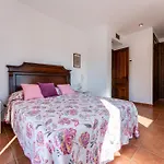 Casa En Entorno De Tranquilidad