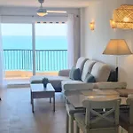 Las Antillas III Front Sea View Pool