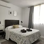 Oceanview Terrace Apartment