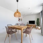 Higueron West Pearl