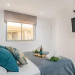 Beautiful 2Br - 20 Meters From Beach - In City Center