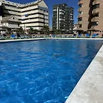 Nuevo Atico Con Piscina Privada Y Vistas Al Mar