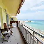 Aa Guest - Sky Center Beachfront Sea Views Eco Apartment