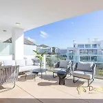 Nice Apartment In Higueron West