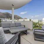 Vivi Homes - Deco Pool, Garden, Terrace & Beach